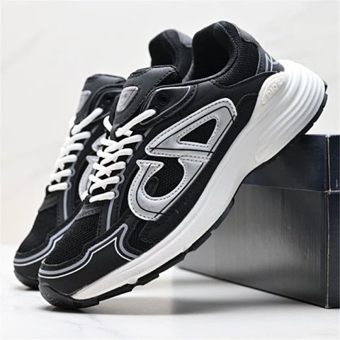 Shoes & slippers / 3397