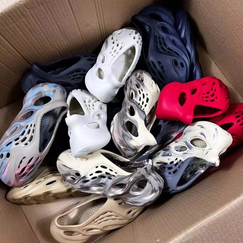 Shoes & slippers / 3439