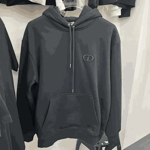 Hoodies / 3543